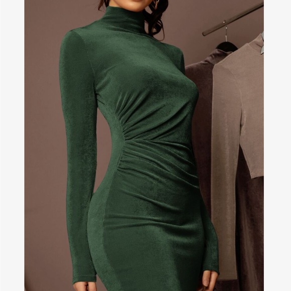 Sexy Ruched High Neck Long Sleeve Solid Fitted Bodycon Dress - Picture 9 of 11
